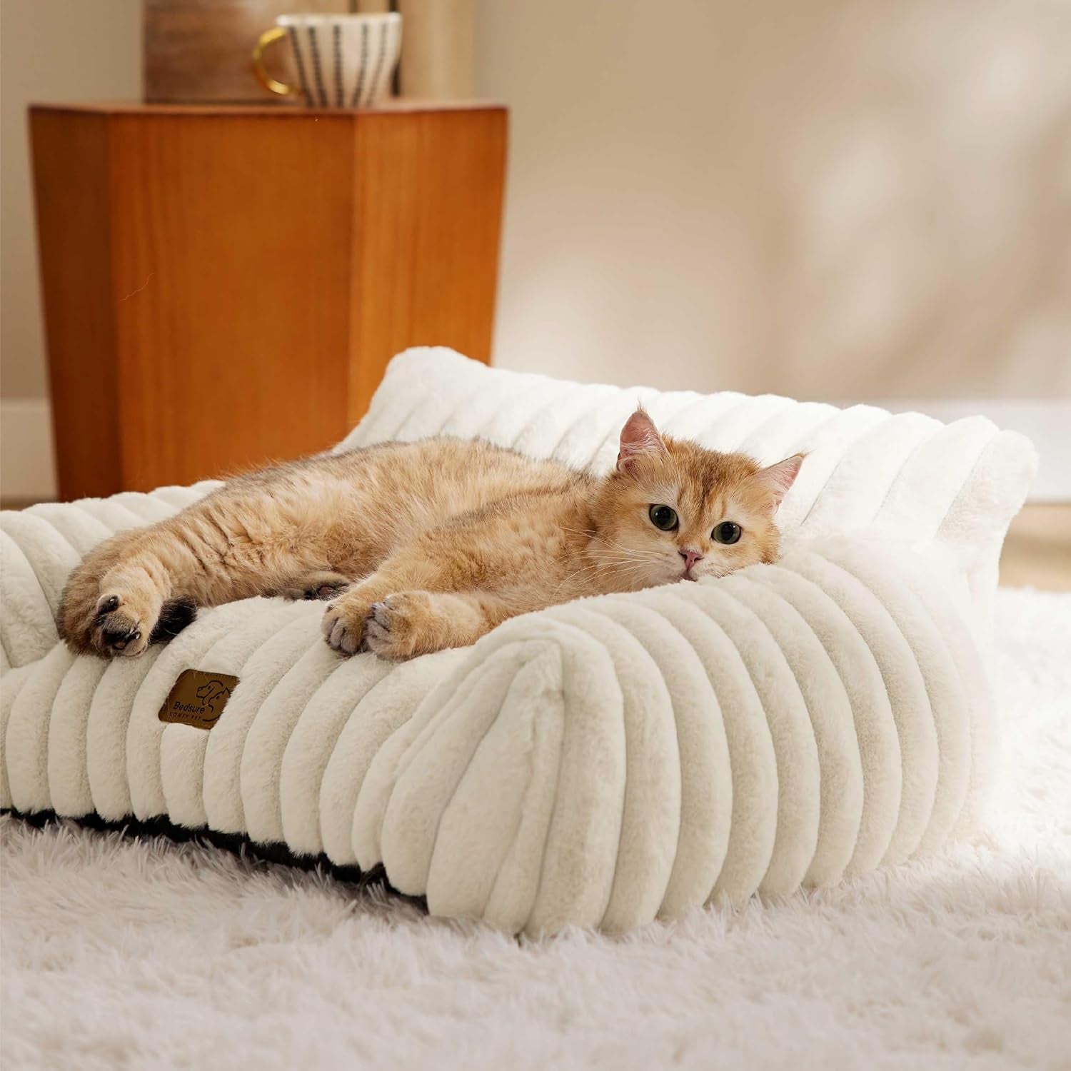 Bedsure Comfyfleece™ Shown on TV Fluffy Cute Cat Couch for Pets,24In Cream | Cat Beds for Indoor Cats,Supportive Pet Sofa,Dog Couch Bed Seen on Good Day New York,Removable Washable Cover,Up to 10 Lbs